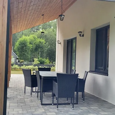 Hébergement de vacances Domek Wsrod Lasow Jerutki Blisko Jeziora Jerutki