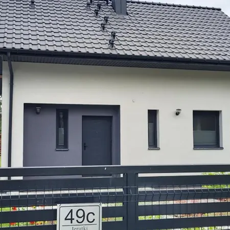 Domek Wsrod Lasow Jerutki Blisko Jeziora Hébergement de vacances
